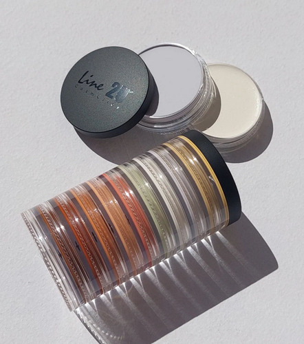 Corrector En Crema Line 2u Gama Para Correcciones En Rostro Tono Menta