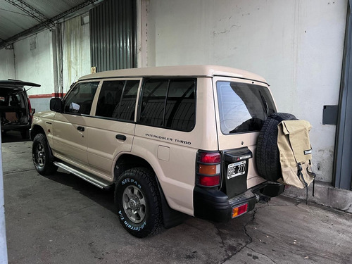 Mitsubishi Montero 2.5 Glx