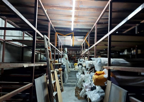 En Venta Galpón Gato Negro Catia Caracas