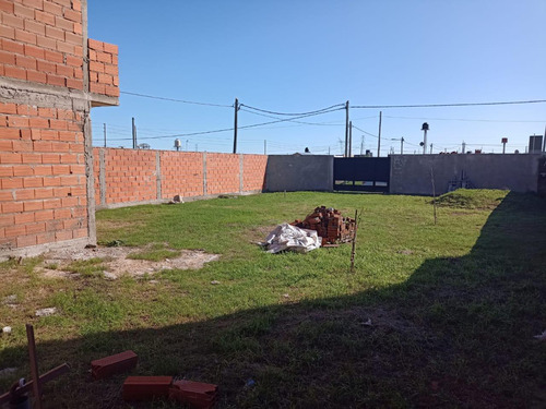 Casa Terreno Propio Con Escritura Maximo Paz Cañuelas