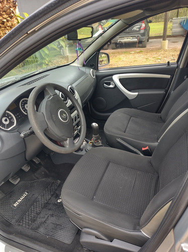 Imagen 5 de 6 de Renault Sandero Stepway 1.6 Confort 105cv 2010
