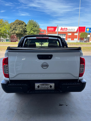 Nissan Frontier 2.3 Se Cd 4x2 Mt