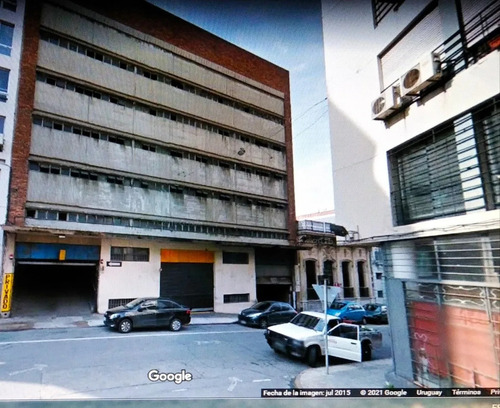 Cochera En Edificio Especifico De Cocheras Muy Proxima Al Teatro Solis