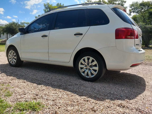 Volkswagen Suran 1.6 Trendline 2013