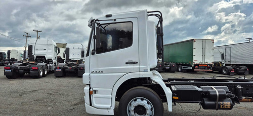 Mercedes Atego 2425 2010/11 6x2 8.50comp. 64539km 0b45