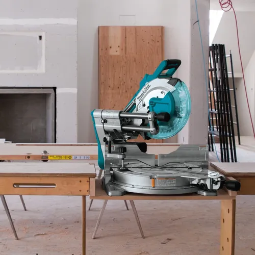Makita Sierra De Inglete Doble Bisel Xsl06z Inalámbrica