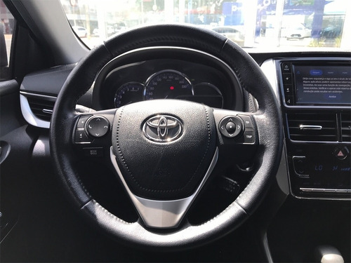 Imagem 5 de 9 de Yaris 1.5 16v Flex Sedan Xs Connect Multidrive