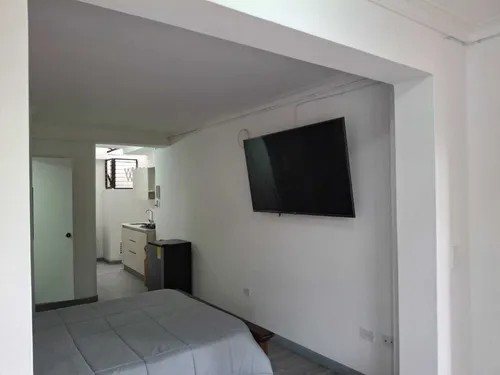 Apartaestudio En Venta, Simón Bolívar. Laureles Solo Contado.