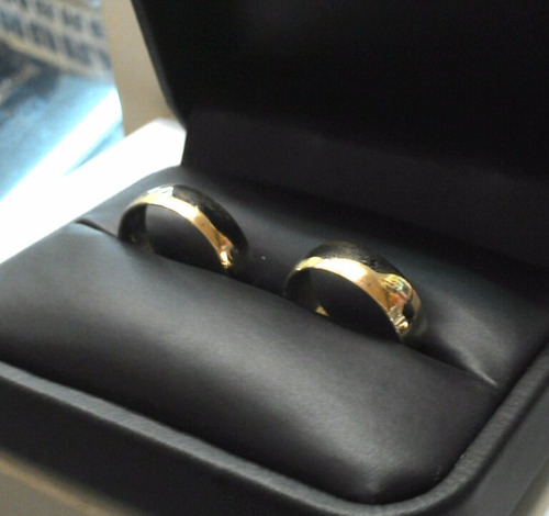 Imagen 4 de 5 de Argollas Lisas Media Cana 14k 4.5gr Oro 14k