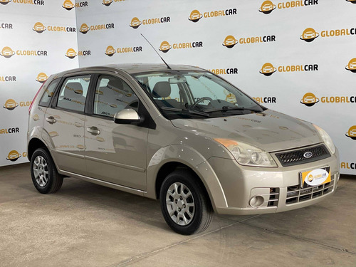 Imagem 1 de 8 de Ford Fiesta 1.6 Mpi Hatch 8v Flex 4p Manual