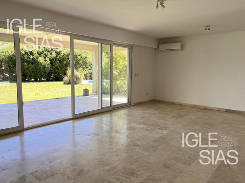 Casa En Venta Y Alquiler, Lote Interno En Castores, Nordelta