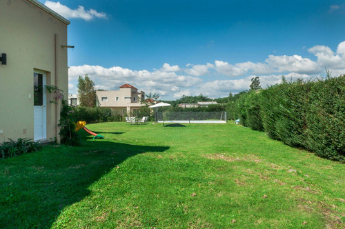 Casa + Venta + El Prado - Zona Sur + 3 Dor