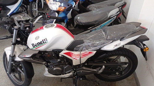 Imagen 14 de 25 de Benelli Tnt 15