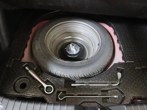 Mazda 2 Touring Sdn 1.5 At