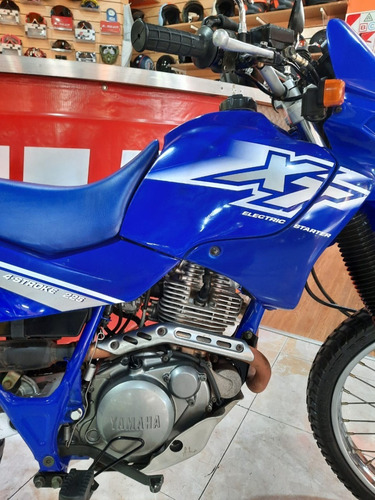 Imagen 11 de 14 de Yamaha Xt 225 2000 Tamburrino Motos Excelente Estado