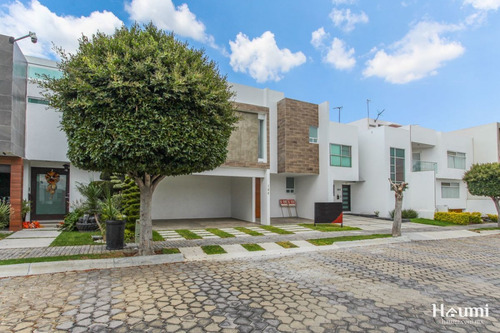 Imagen 1 de 23 de Casa En Venta En Clúster 11 11 11