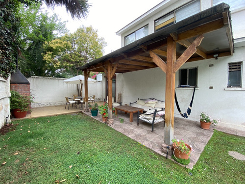 Linda Casa Metro Bilbao/ Colegio San Ignacio