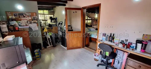 Casa Caurimare 25-20431 R.e