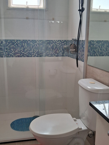 Casa Com Porteira Semi Fechado Em Condomínio Com Portaria 24