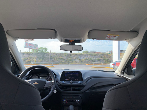 Imagen 7 de 12 de Chevrolet Onix 2021 1.0 Ls At