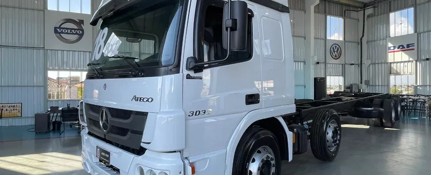 Mb Atego 3030 Bitruck Ano 18