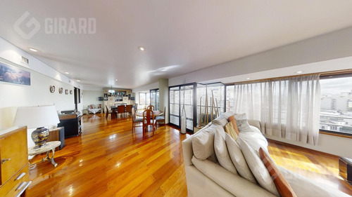 Piso En Venta Con Vista Panoramica, Ubicado En La Exclusiva Diagonal Pueyrredon.