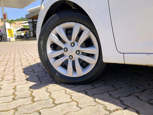 Imagem 7 de 15 de Hyundai Hb20s C.plus/c.style1.0 Flex 12v Mec. 4p 2019/2019