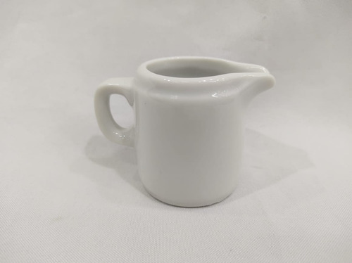 Imagen 1 de 3 de Cremera Chica Porcelana Blanca