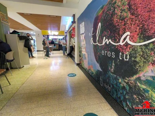 Local En Venta En Medellín - El Poblado