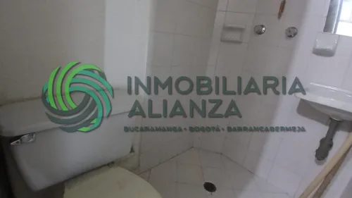 Apartamento En Arriendo En Cabecera Del Llano. Cod A16920