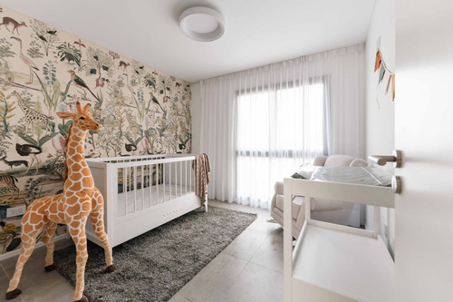 Casa En Venta De 3 Dorm. Con Pileta Y Sum En Manantiales.