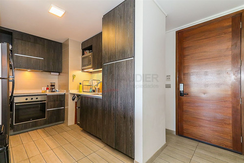 Departamento En Venta De 2 Dorm. En Vitacura