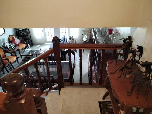 Imagen 4 de 12 de Nestor Moreno Vende Casa En Altos Del Parral Valencia Lemc-367