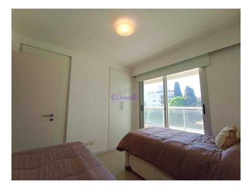 Imagen 14 de 18 de Apartamento Alquiler Temporario De 2 Dormitorios , Aidy Grill , Punta Del Este.