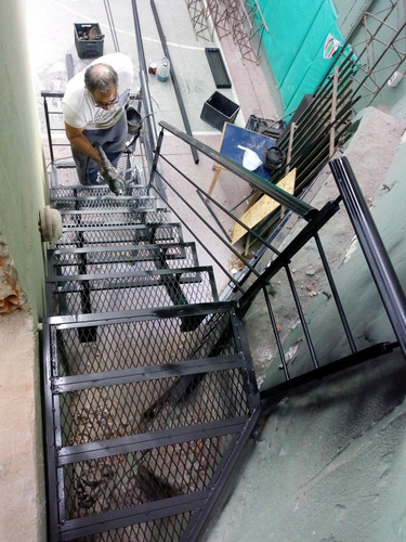 Escaleras Exterior