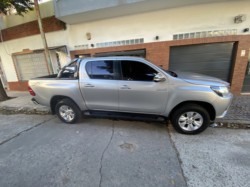 Toyota Hilux 2.8 Cd Srv 177cv 4x2