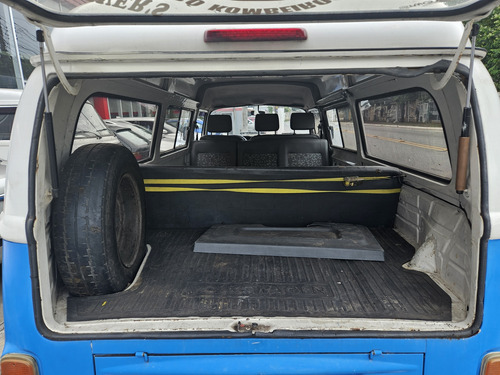 Volkswagen Kombi 1.4 Standard Total Flex 3p