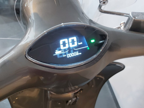 Imagen 15 de 15 de New Vespa Sunra Moto Okm Litio V
