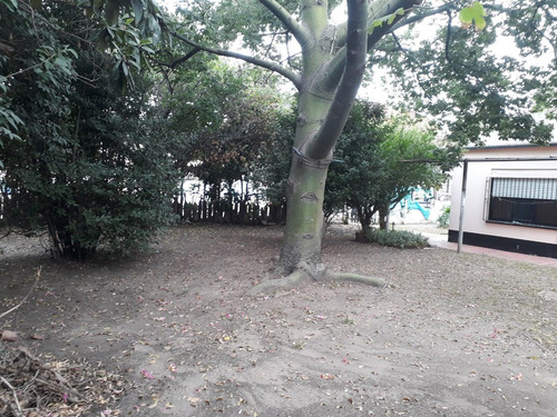 Imagen 3 de 13 de Venta Casa + Local + Lote Esquina, Santa Marina 600 Castelar