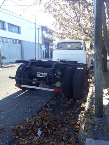 Dodge 800
