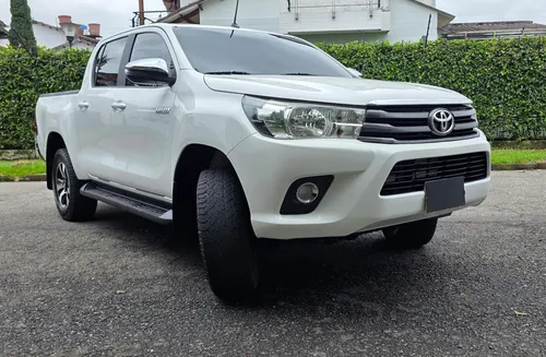 Toyota Hilux 2.4l