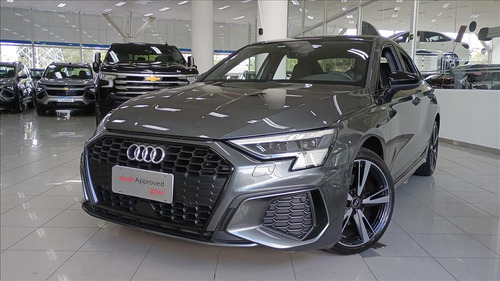 Audi A3 2.0 40 TFSI MHEV SEDAN PERFORMANCE BLACK S-TRONIC