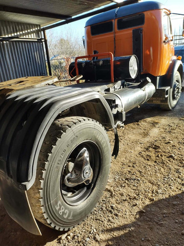 Imagen 2 de 9 de Mercedes Benz 1114 Modelo 81