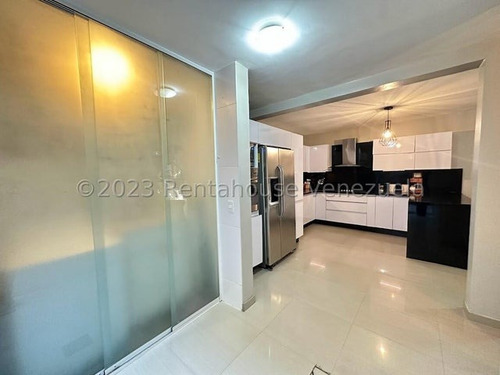 Marianny Gonzalez, Moderna Casa En Venta Urb Trigal Cabudare Lara