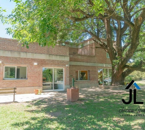Imagen 1 de 30 de Quinta En Venta En Barrio Abierto Y Sin Expensas Parque Los Pinos