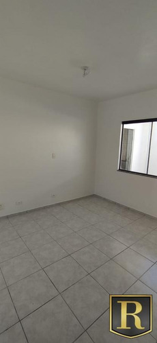Casa Para Venda Em Guarapuava, Bonsucesso, 3 Dormitórios, 1 Suíte, 2 Banheiros - _2-1150270
