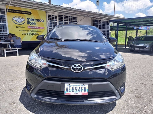 Imagen 2 de 16 de Toyota Yaris