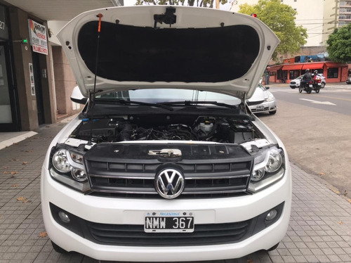 Volkswagen Amarok Trendline 4x4 At!! Financio!! Permuto!!