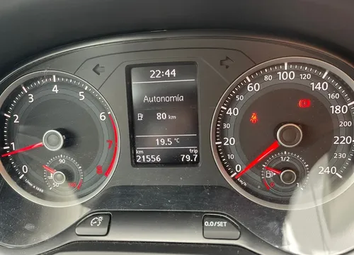 Volkswagen Voyage 1.6 Confortline mecánico