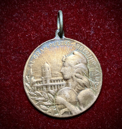 Medalla Primer Centenario Revolución Libertadora 1810 - 1910 (Usado)